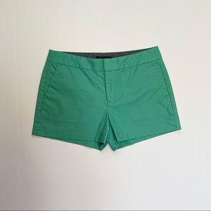 Banana Republic Hampton Chino Shorts: size 6